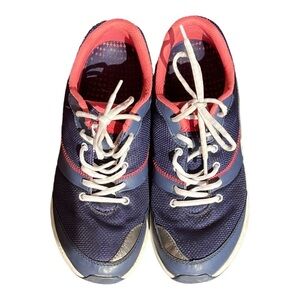 Vionic by Orthaheel Kona Sneakers Women’s Size 9.5